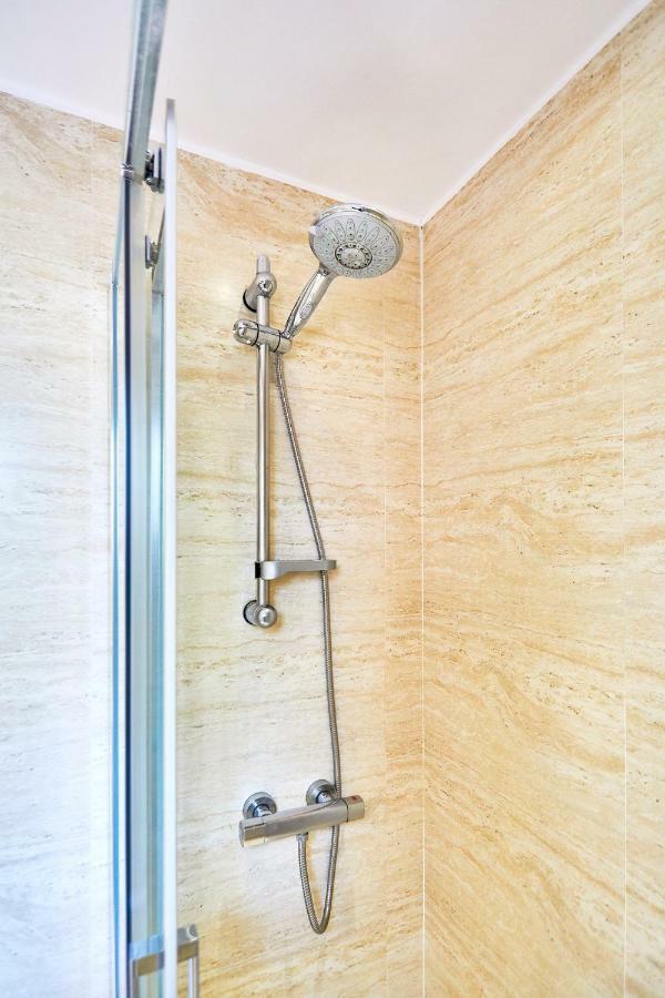 Vut Plaza Florida Appartement Salamanca Buitenkant foto